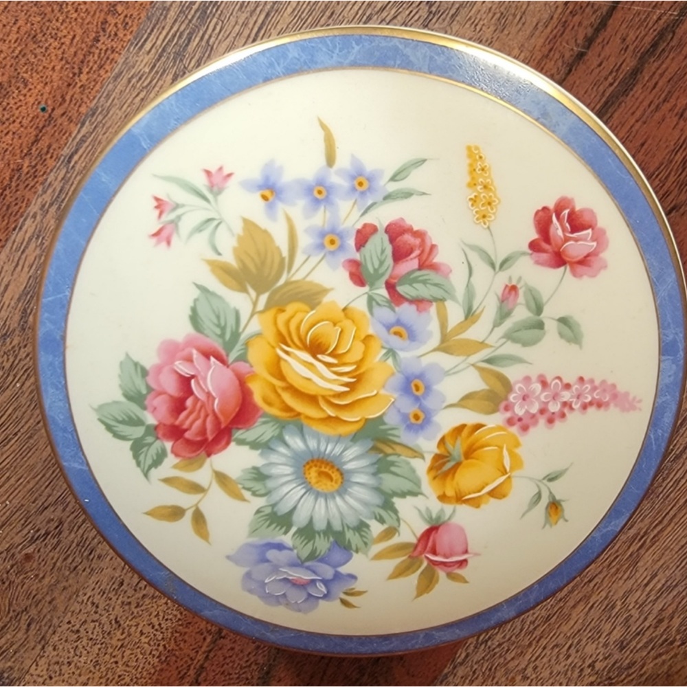 Mikasa Ceramic Trinket Box